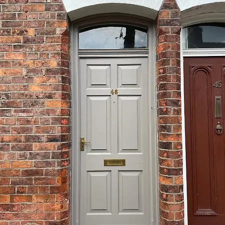 Seraph House, 펜션 요크